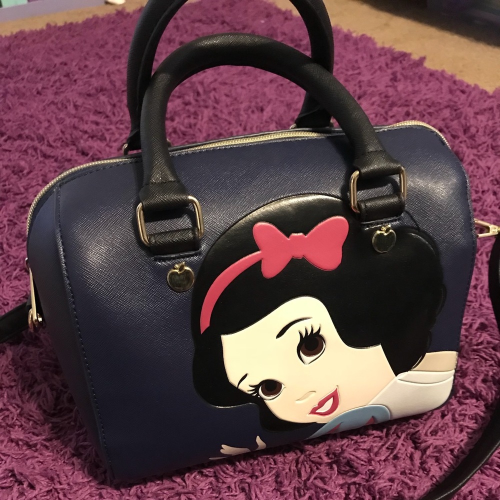 Snow white Loungefly satchel